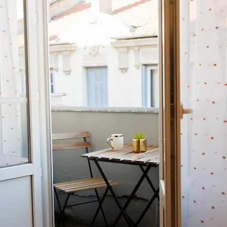 Le Nid Dore Apartamento